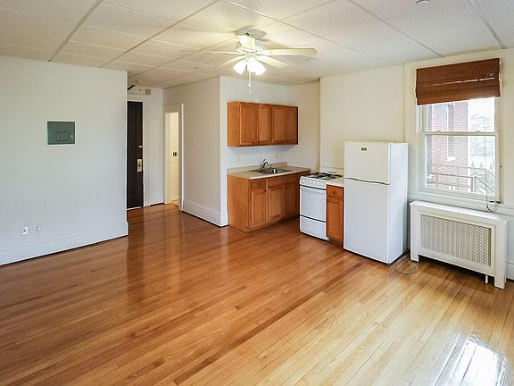 3rd image of 12 Lincoln Pl #2B