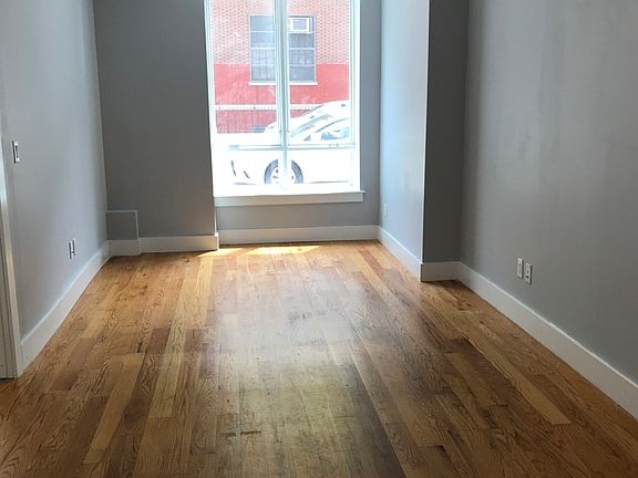 2nd image of 880 Dekalb Ave #104