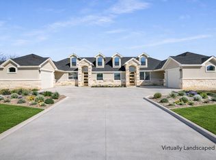 511-513 Lion Dr, Leander, TX 78641