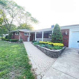 548 W Gore Rd, Erie, PA, 16509