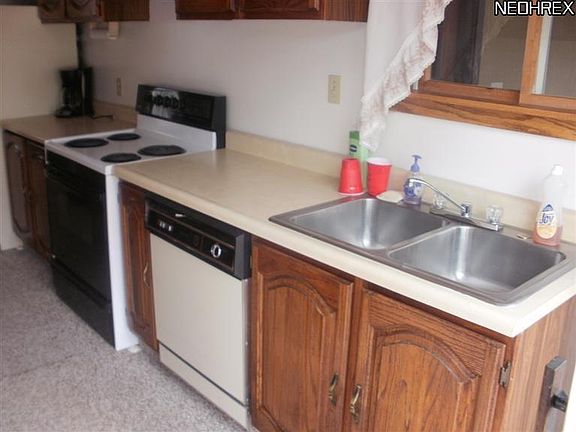 3rd image of 17804 Denver Dr