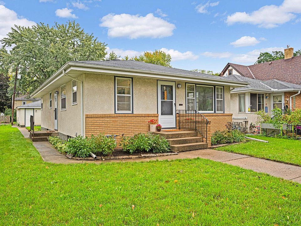 1st image of 3027 38th Ave S