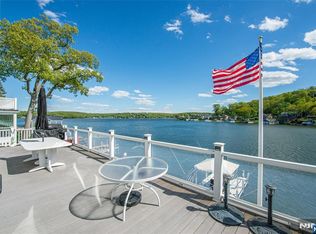 62 Ithanell Rd, Hopatcong, NJ 07843