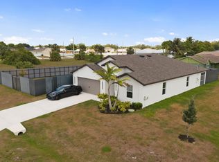 885 SW Squirrel Ave, Port Saint Lucie, FL 34953