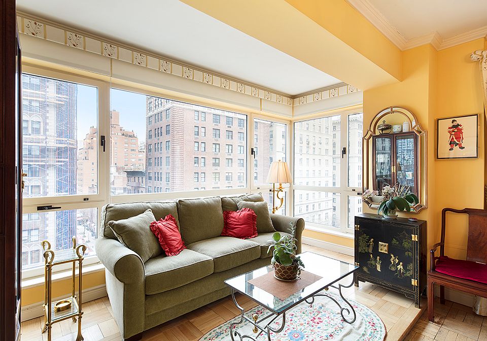 2nd image of 605 Park Ave #C10