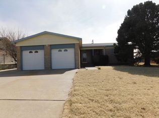 213 Circle Dr, Guymon, OK 73942