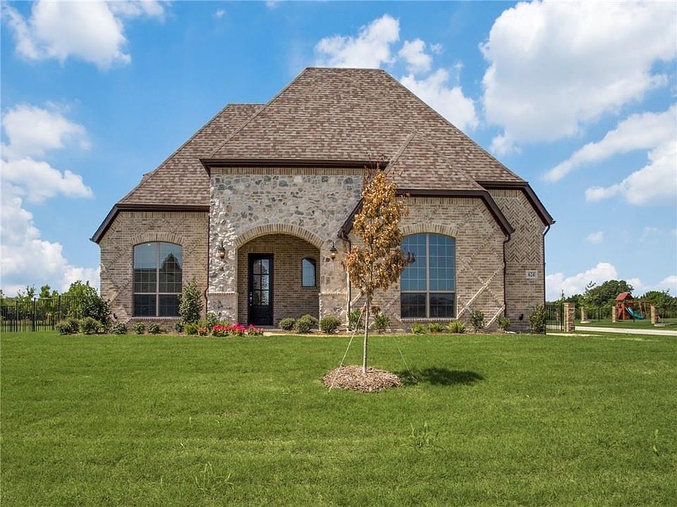 1st image of 624 Calvin Dr