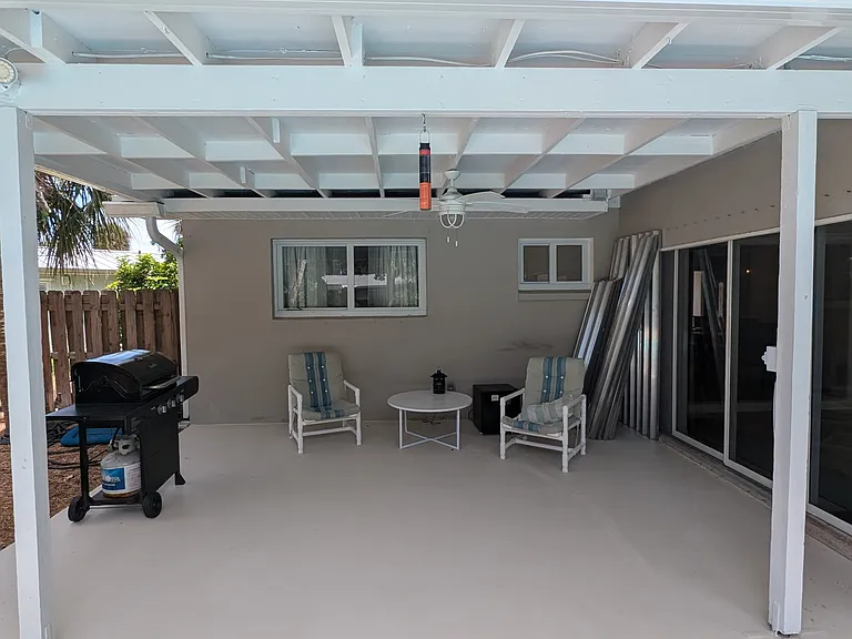 230 Robert Ct — Photo 21