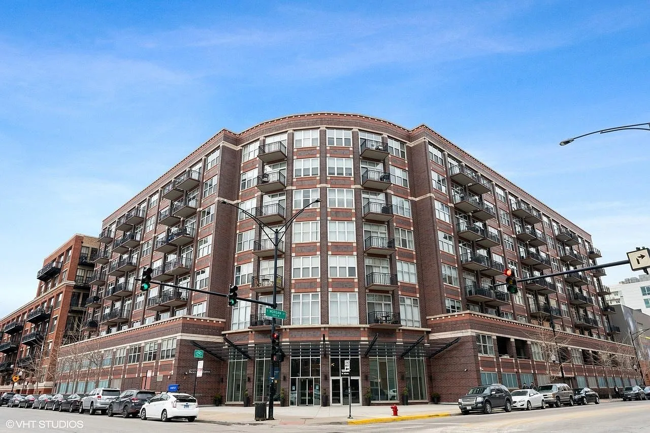 1 bed, 1000 sqft, $2,850 — Photo 1