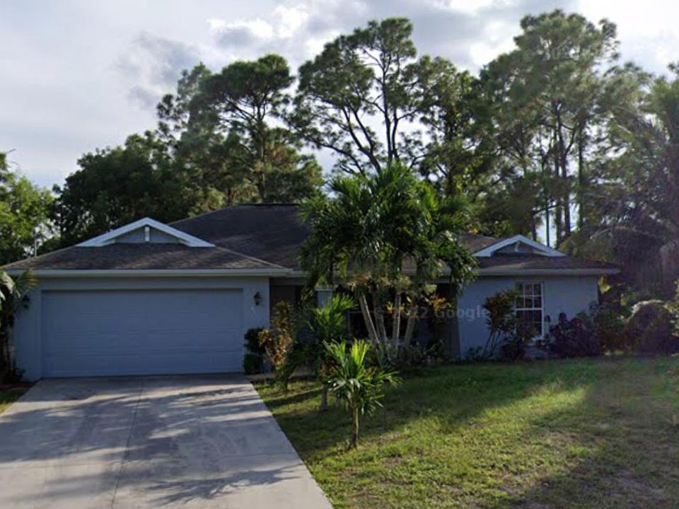 photo of front of the home