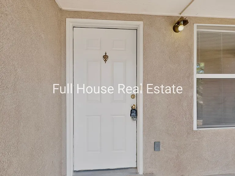 7320 Quartzite Ave NW — Photo 3