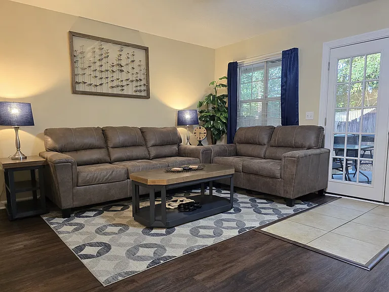 202 Ridgeway Dr — Photo 5
