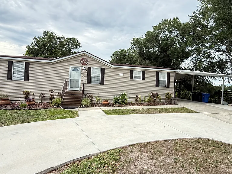 10406 Brussels Dr — Photo 1