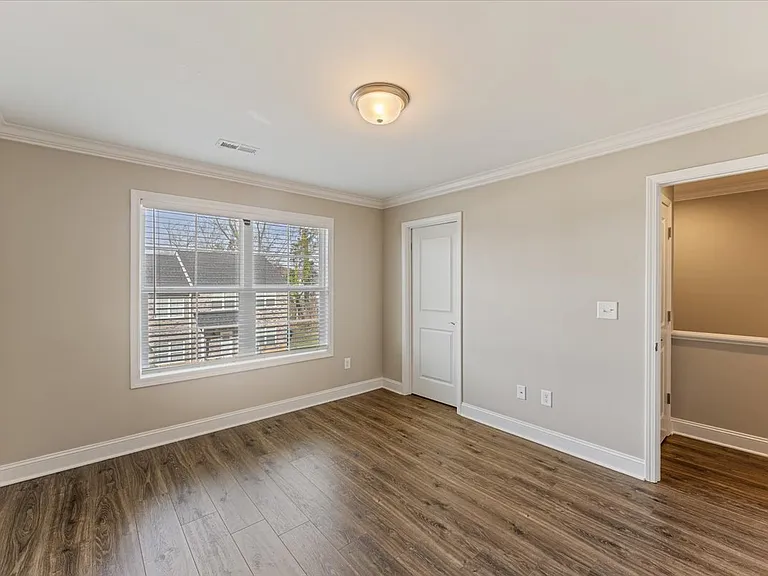 Townehomes of Beaver Ridge — Photo 9