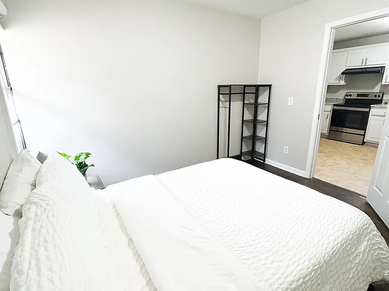 Conley Cir — Photo 3
