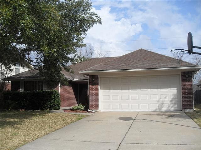 1st image of 16530 Camino Del Sol Dr