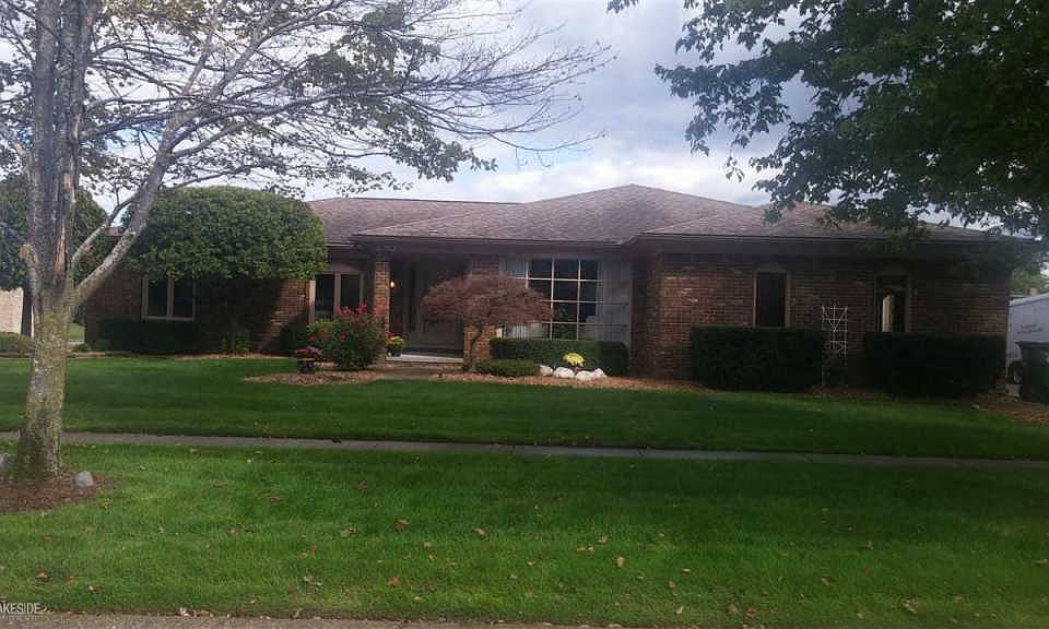 1st image of 46654 Spruce Dr