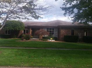46654 Spruce Dr, Shelby Township, MI