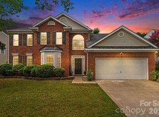 17224 Overstone Ct, Charlotte, NC 28277