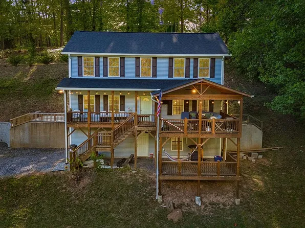133 Shadow Oak Ln, Clyde, NC 28721