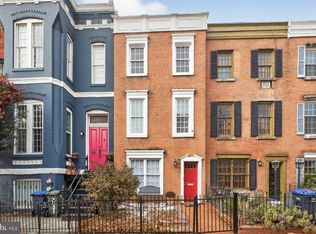 329 6th St SE #1/2, Washington, DC 20003