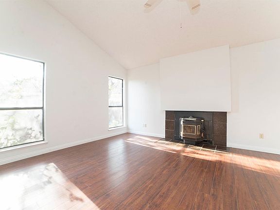4th image of 7667 Marinwood Ct