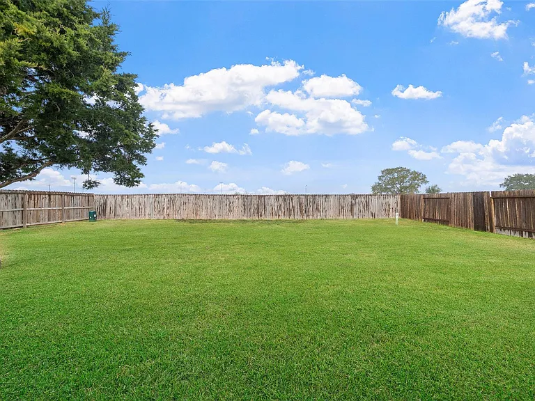 1524 N Blue Bonnet Ln — Photo 42