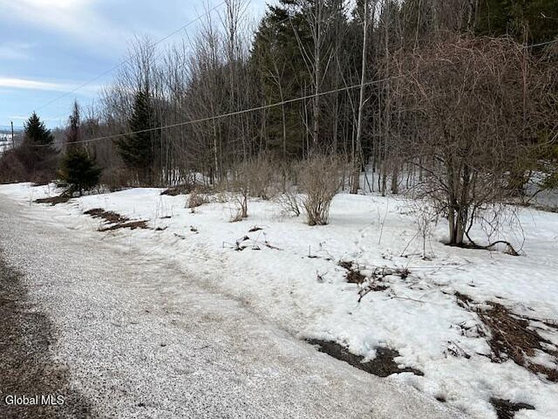 4th image of L6 Jordanville Road