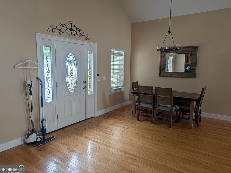 388 Ross Ridge Rd — Photo 3
