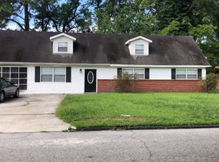 1529 Cathy St, Savannah, GA 31415