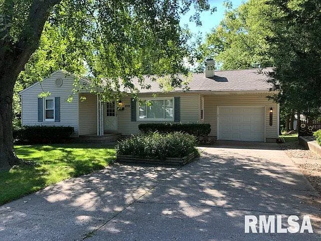 4718 Meadow Ln photo 1