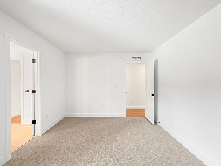 4656 W 9th Ave — Photo 18