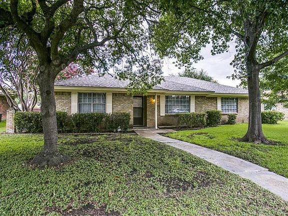 2nd image of 2017 Westlake Dr