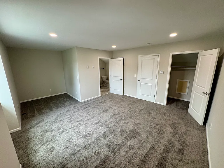 844 Tripoli St — Photo 10