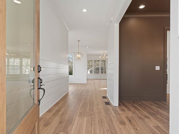 4th image of 1358 Veranda Park Dr