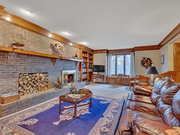 5th image of 1009 Oldham Ct
