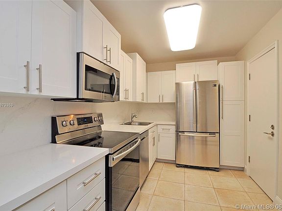 4th image of 1200 Mariposa Ave APT D103