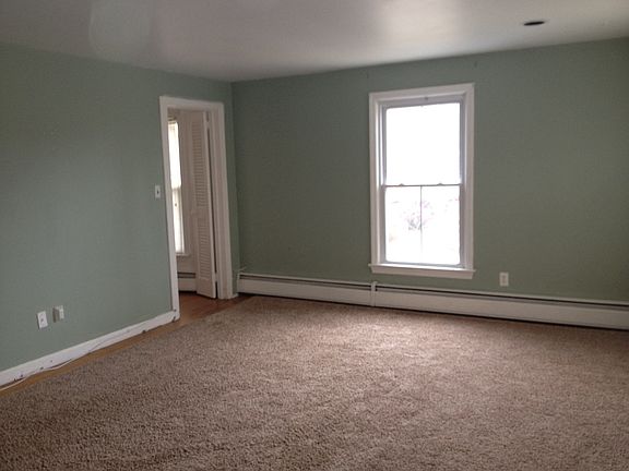 Living room, plenty of light