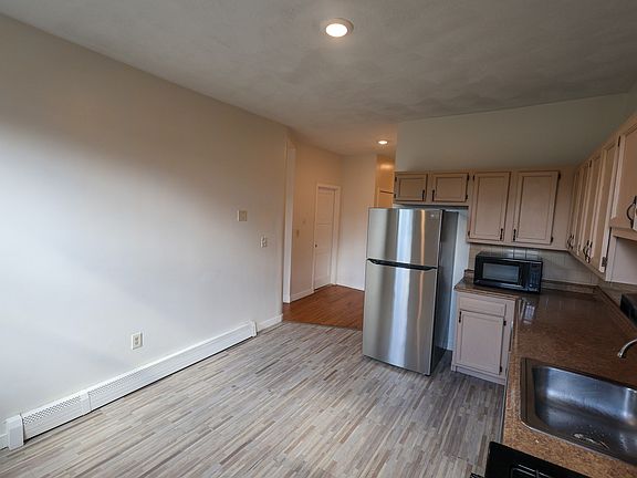 3rd image of 51 Holworthy St APT 3
