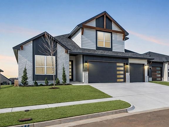 2nd image of 15613 Egerton Pl