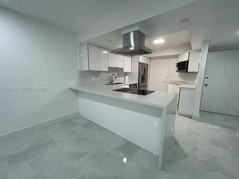 1351 NE Miami Gardens Dr #1202E