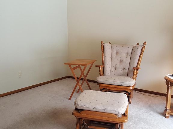 5th image of 230 S State St APT 108