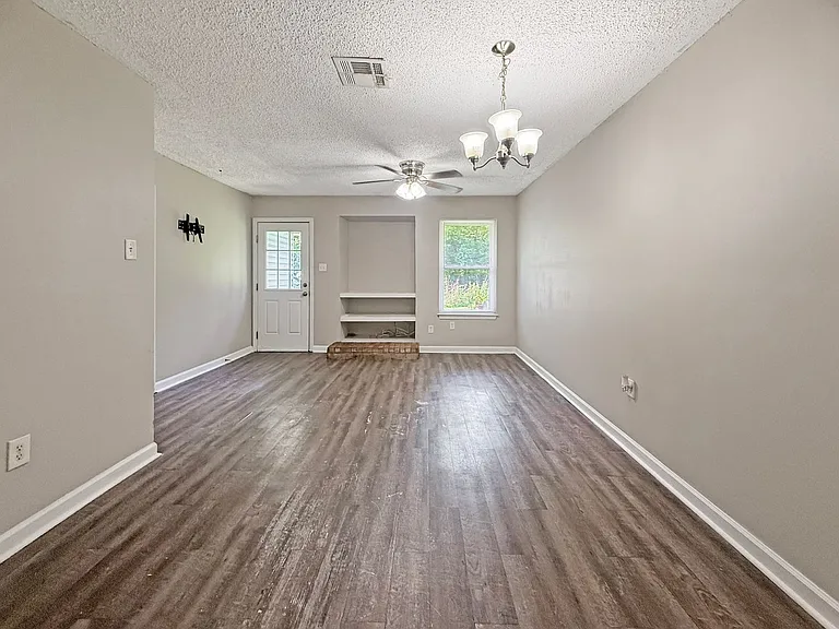 9648 El Scott Ave — Photo 2