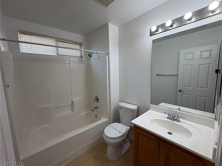 3377 Glacial Lake St — Photo 5