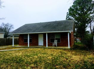 1409 W Locust St, Durant, OK 74701