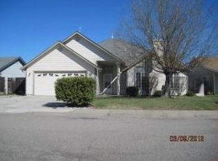 3384 Nathan Dr, Anderson, CA 96007
