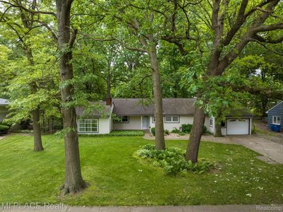 28096 Roan Dr, Warren, MI, 48093