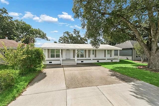 107 Kenneth Dr — Photo 17
