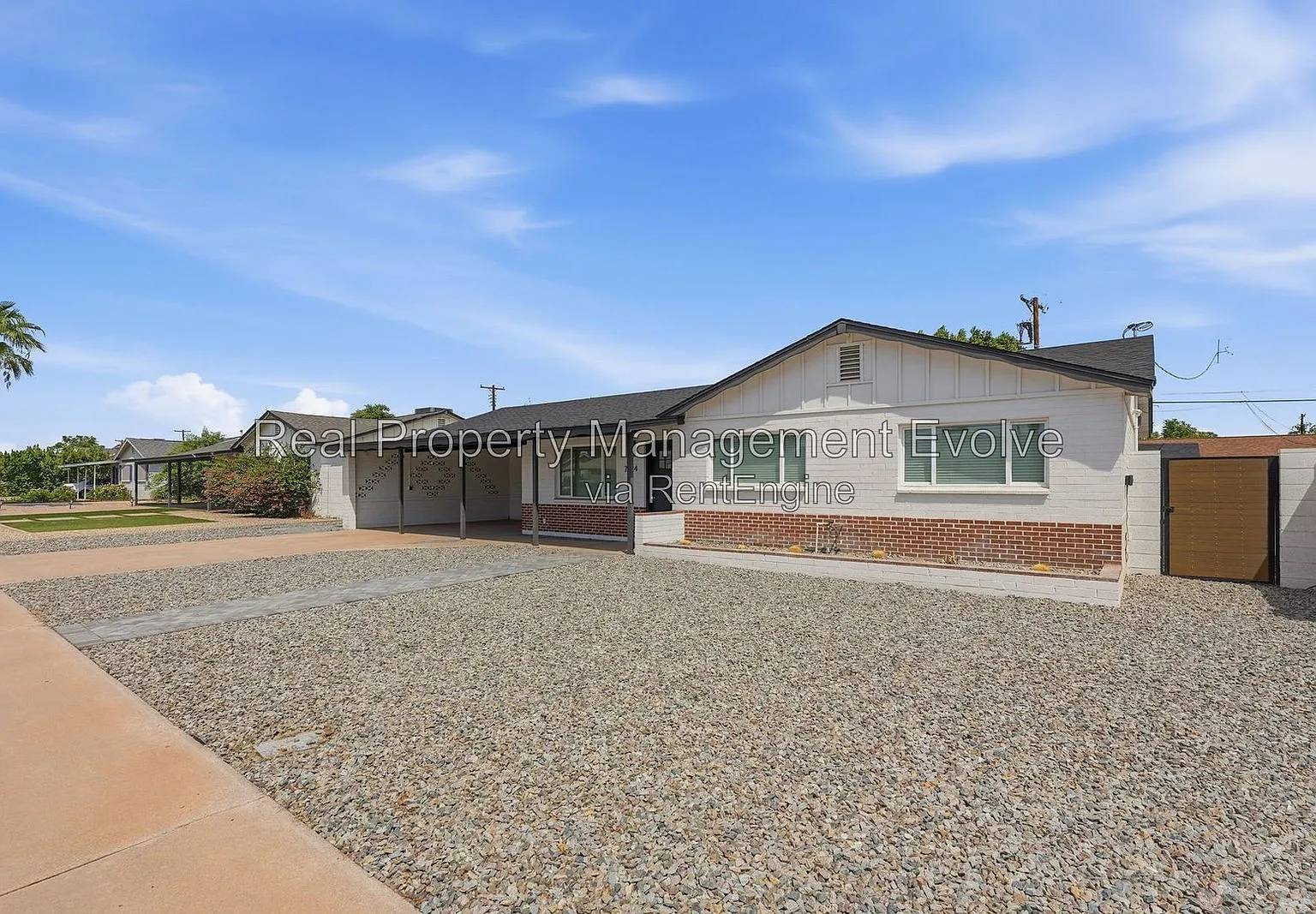 3 bed, 2.0 bath, 1734 sqft, $3,495 — Photo 3