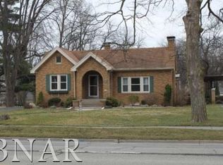 1015 Hovey Ave, Normal, IL 61761